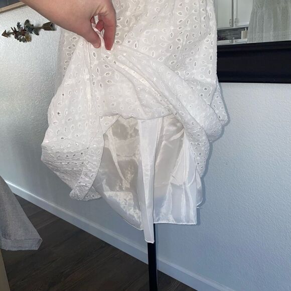 Womens V-Neck Flutter Sleeve Eyelet Detail Fit & Flare Dress White Large - Picture 2 of 9